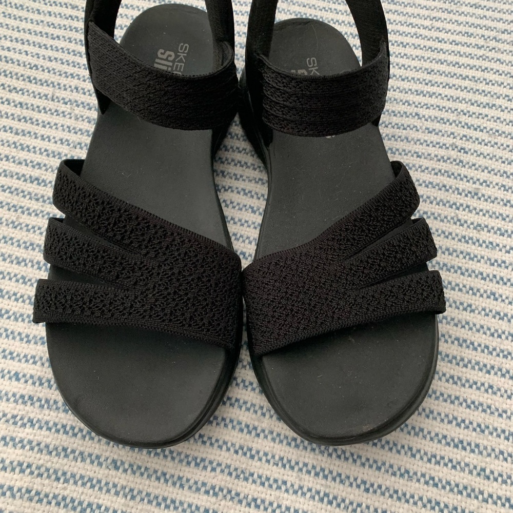 Skechers Women's Elegant Black Sandals